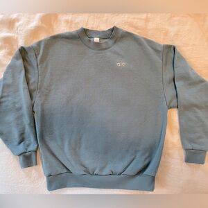 Alo Yoga Accolade sweatshirt XS teal agate color